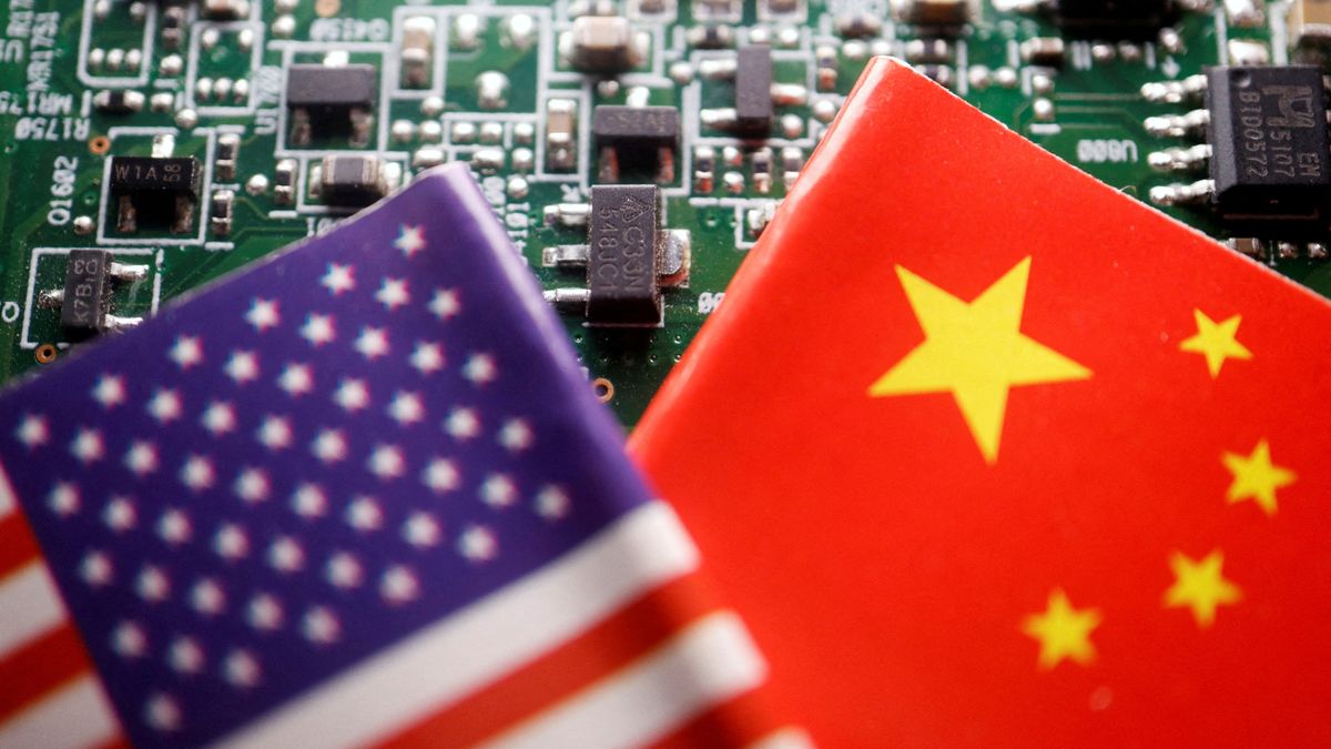 USA chtějí zpřísnit čipová omezení pro Čínu. Utrum budou mít i čínské společnosti v zahraničí